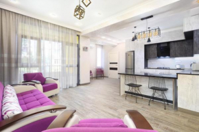 Center Yerevan 1 Bedroom Stylish Apartment, Northern Avenue